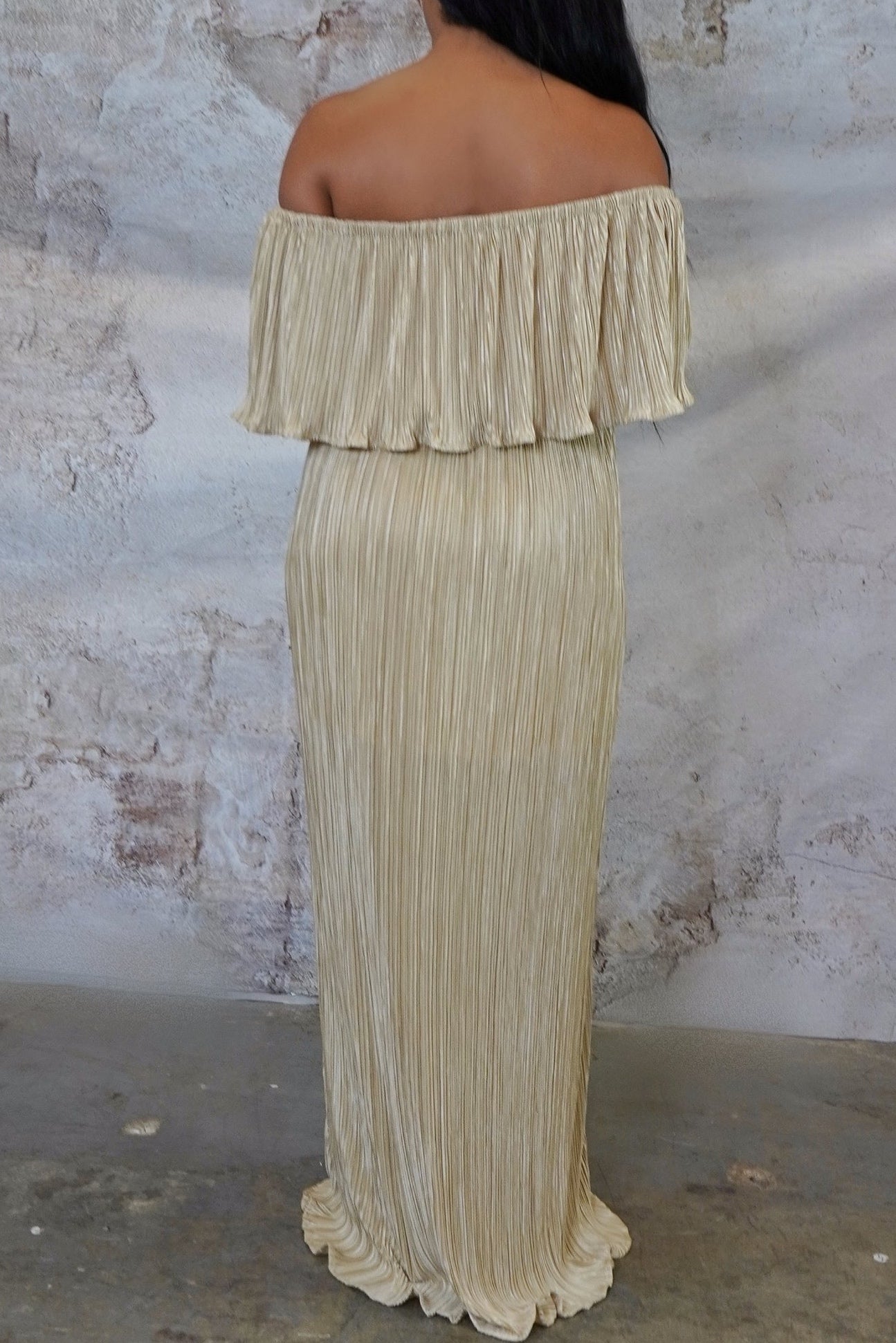 Gold pleated Metallic Maternity Maxi dress for a Pregnant Guest Large / MistyRose Gold pleated Metallic Maternity Maxi dress for a Pregnant Guest Large / MistyRose